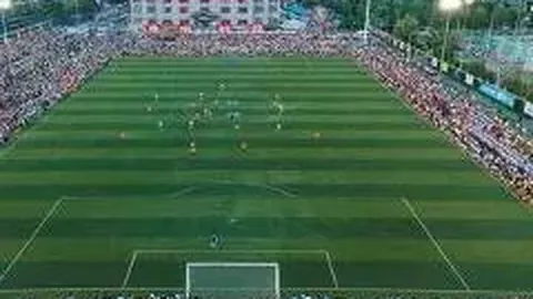 布萊頓邀請我加入德國國家隊，然而對我而言，多特仍是心中那份童年的情緣。